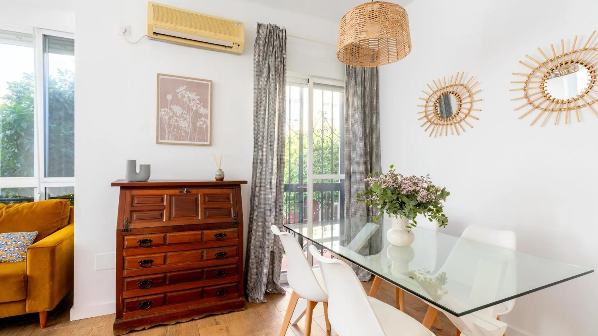 Confortable Apto. 3 Habitaciones Sevilla