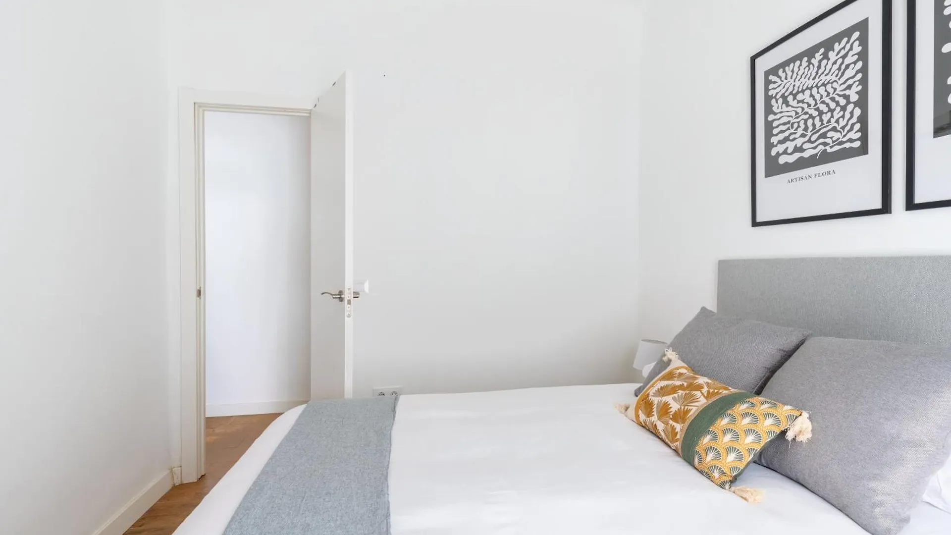Confortable Apto. 3 Habitaciones Sevilla Apartamento