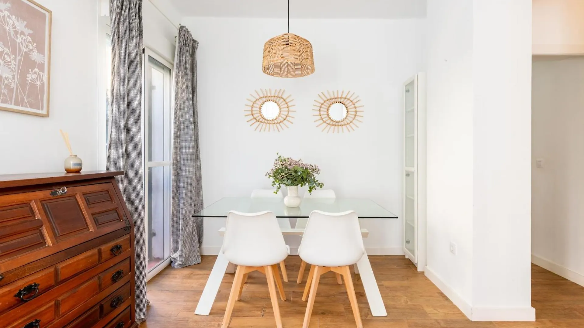 Confortable Apto. 3 Habitaciones Sevilla Apartamento