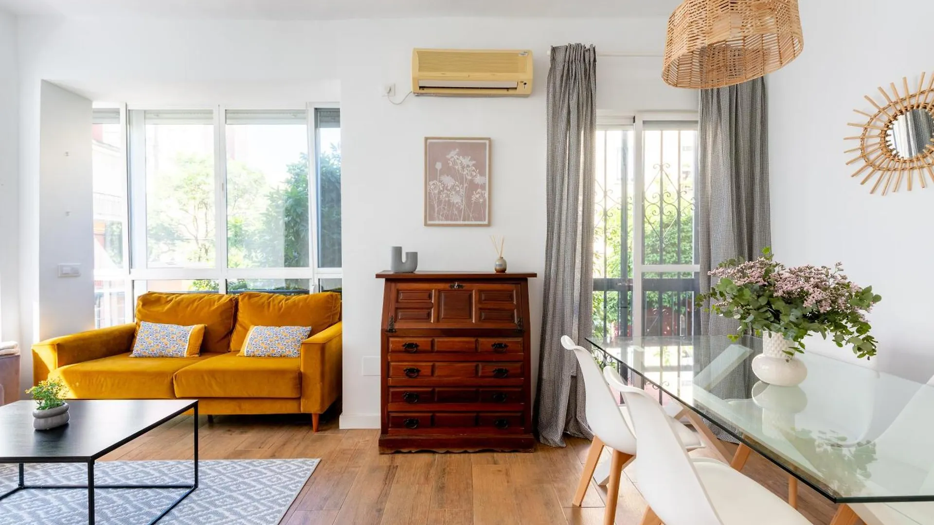 Confortable Apto. 3 Habitaciones Sevilla