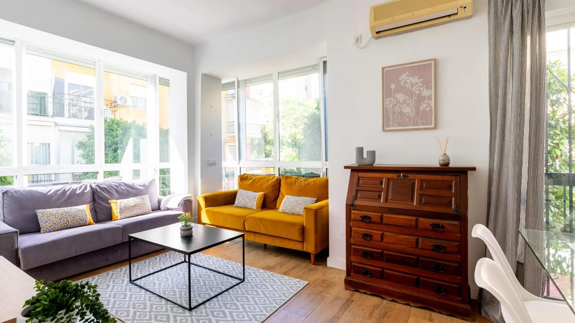 Confortable Apto. 3 Habitaciones Sevilla Apartamento